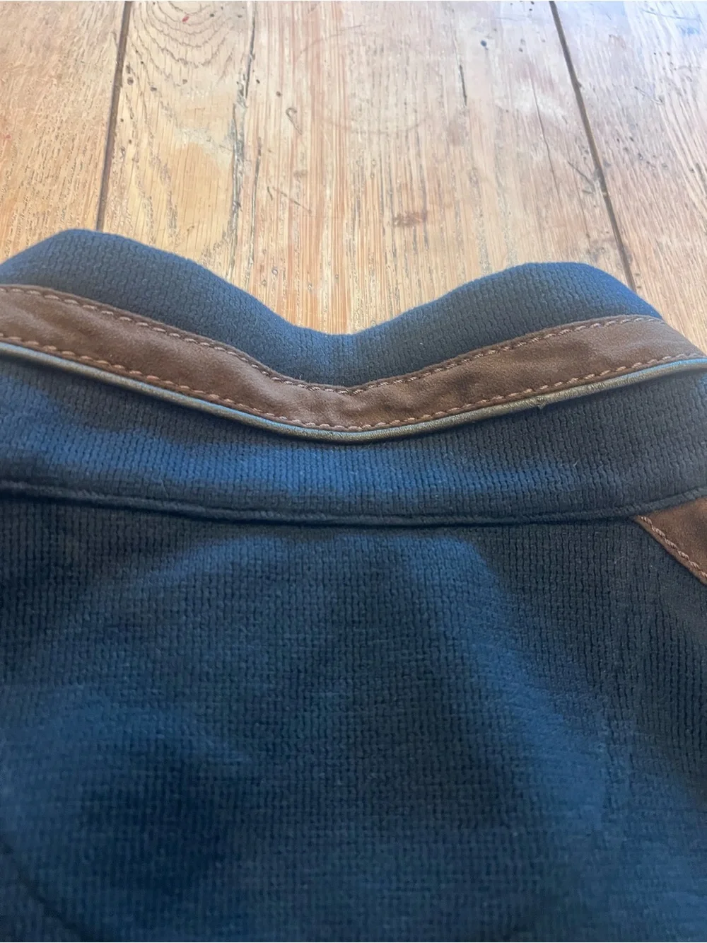 Bugatti Men’s Blue 1/4 Zip Mock Neck Knit Sweatshirt Logo Size XL Suede Accents